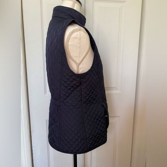 Lightly Padded Talbots Vest - Picture 4 of 9